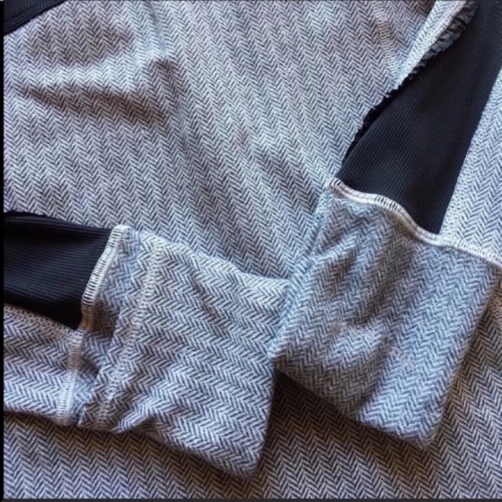 Lululemon Full Tilt Pullover Ghost Herringbone 8 - image 6